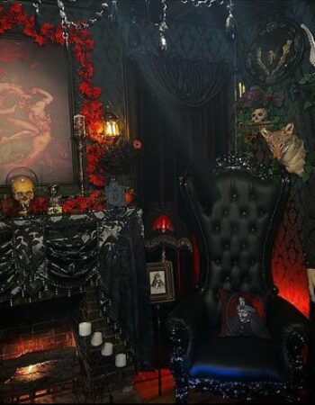 The Glass Coffin: Vampire Parlour