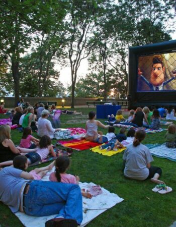 FunFlicks Outdoor Movies – Cleveland