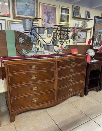 Visalia Vintage & Antiques